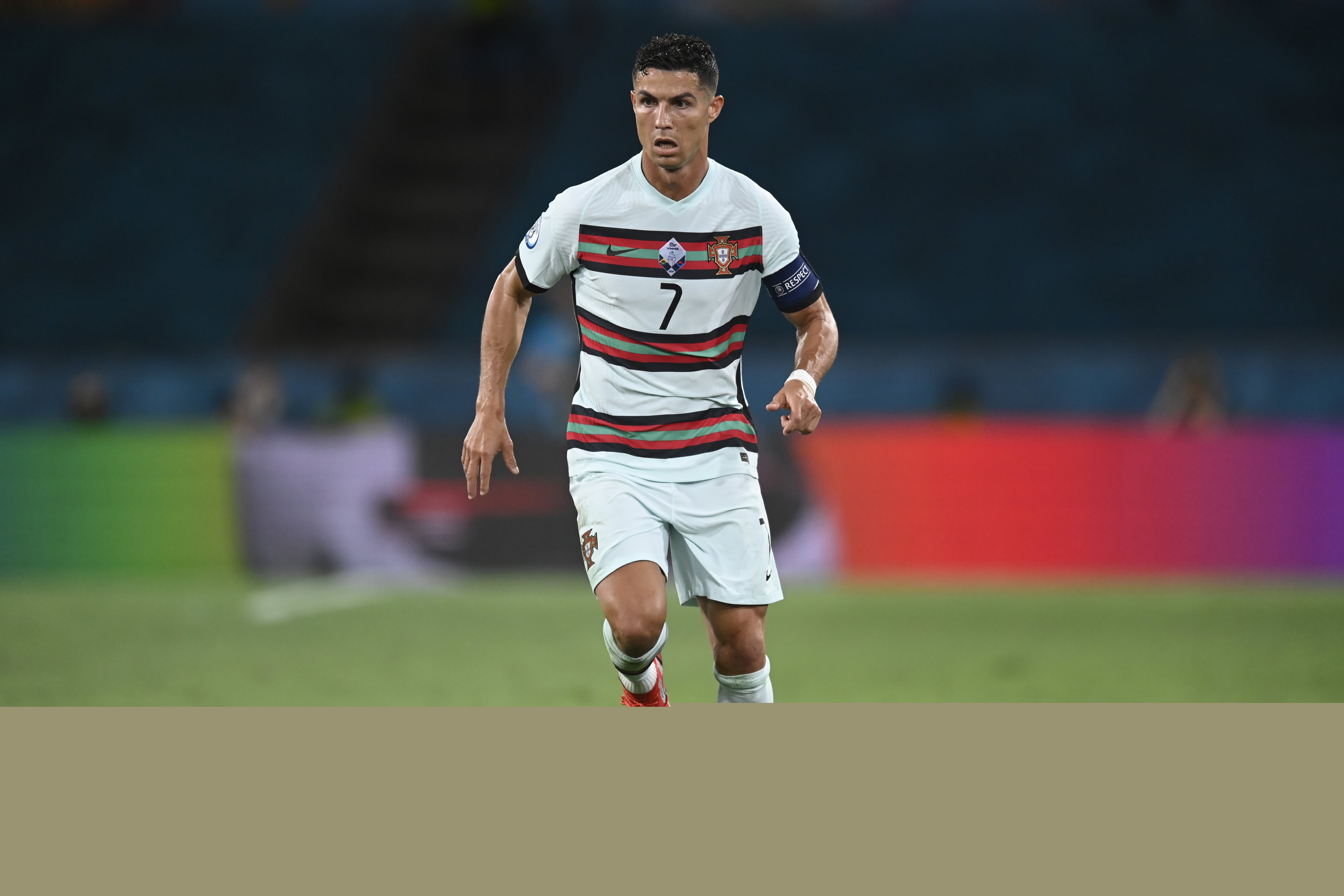 如何通过包装设计体现“生活如诗”？